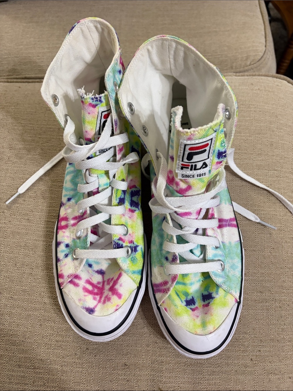 FILA  High-Top Sneakers in Tie-Dye Pink Blue Yellow